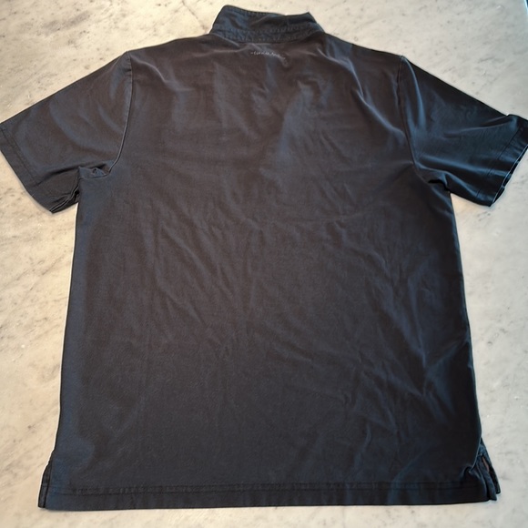 Travis Mathew Golf Shirt size L - Picture 3 of 5